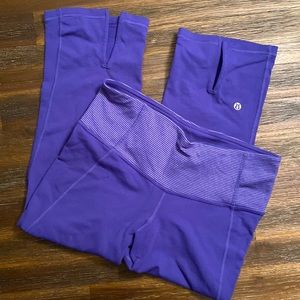 Lululemon deep purple capri loose fitting pant in size 6